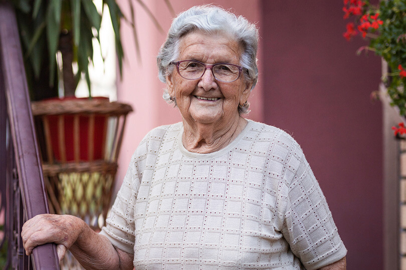 Volunteer | ACVVS | Woman standing smiling